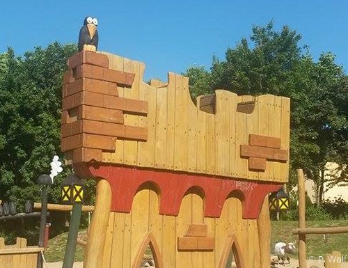 chateau-fort-lux-2